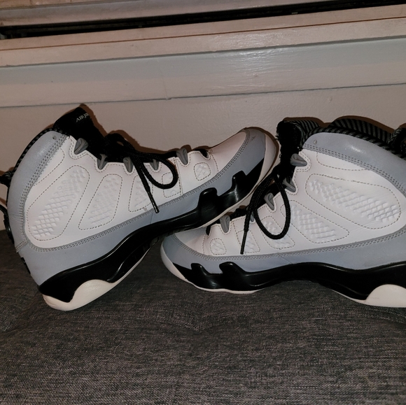 Other - Jordan 9 Barron